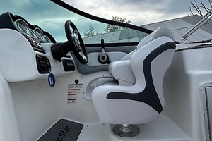 24ft NauticStar Yacht For Sale