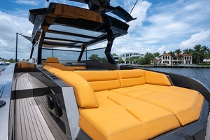21 SUMMER 45ft Vanquish Yachts Yacht For Sale
