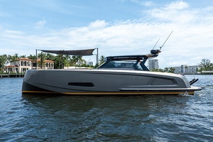 21 SUMMER 45ft Vanquish Yachts Yacht For Sale
