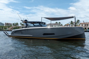 21 SUMMER 45ft Vanquish Yachts Yacht For Sale