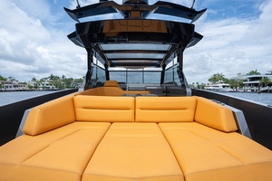 21 SUMMER 45ft Vanquish Yachts Yacht For Sale
