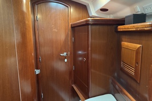 Vesper 42ft Beneteau Yacht For Sale