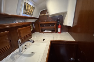 Vesper 42ft Beneteau Yacht For Sale