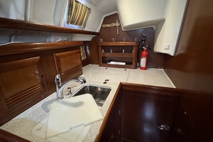 Vesper 42ft Beneteau Yacht For Sale