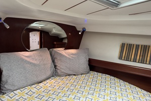 Vesper 42ft Beneteau Yacht For Sale