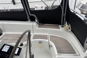 Vesper 42ft Beneteau Yacht For Sale