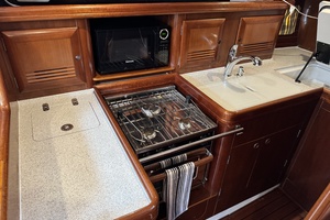 Vesper 42ft Beneteau Yacht For Sale