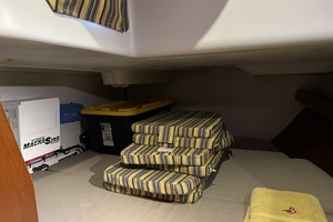 Vesper 42ft Beneteau Yacht For Sale
