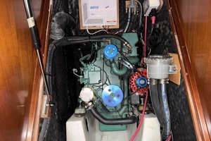 Vesper 42ft Beneteau Yacht For Sale