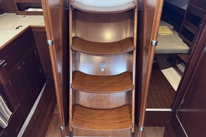 Vesper 42ft Beneteau Yacht For Sale