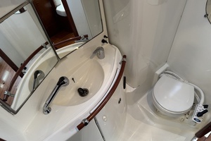 Vesper 42ft Beneteau Yacht For Sale