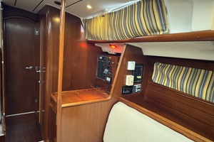 Vesper 42ft Beneteau Yacht For Sale