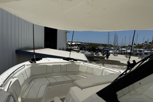 Disconnected 37ft Pursuit Yacht For Sale
