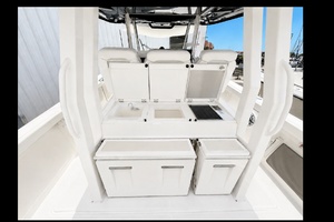 Disconnected 37ft Pursuit Yacht For Sale