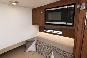 Disconnected 37ft Pursuit Yacht For Sale