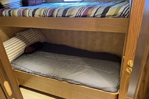 Guest Upper/lower