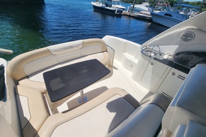 33ft Sea Ray Yacht For Sale
