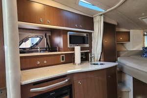 33ft Sea Ray Yacht For Sale
