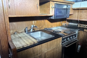 34ft Fiberform Yacht For Sale