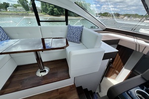 49FT (15.06M) CRUISERS YACHTS