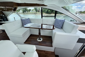 49FT (15.06M) CRUISERS YACHTS