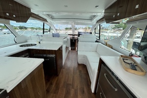 49FT (15.06M) CRUISERS YACHTS Worth Avenue Yachts
