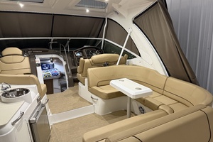 35ft Cruisers Yacht For Sale