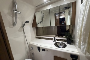 35ft Cruisers Yacht For Sale