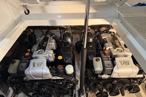 35ft Cruisers Yacht For Sale