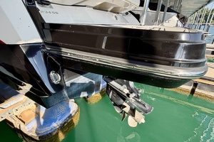 23ft Monterey Yacht For Sale