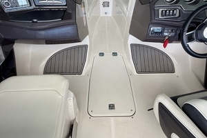 23ft Monterey Yacht For Sale
