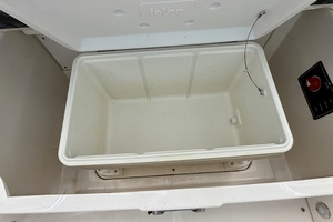 23ft Monterey Yacht For Sale