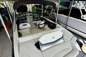 23ft Monterey Yacht For Sale