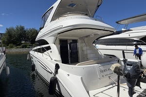 47ft Meridian Yacht For Sale