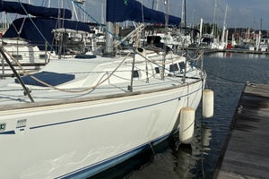 Merlin 33ft CAL Yacht For Sale