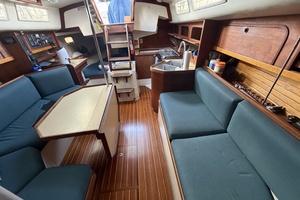 Merlin 33ft CAL Yacht For Sale