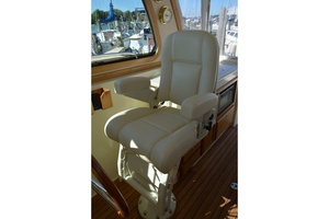 Serene 34ft Sabre Yacht For Sale