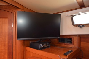 Serene 34ft Sabre Yacht For Sale