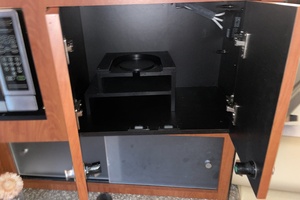 Trailer included 28ft Monterey Yacht For Sale