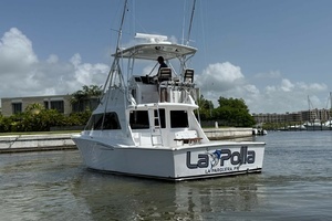 La Polla 2005 Cabo Yachts 35 Flybridge Yacht For Sale in Cap Cana 
