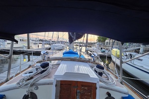 37ft Tayana Yacht For Sale