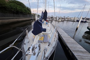 37ft Tayana Yacht For Sale