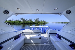 Out of the Blue 40ft Formula Yacht For Sale