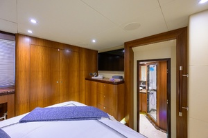 ESCAPE 72ft Ocean Alexander Yacht For Sale
