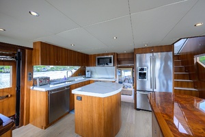 ESCAPE 72ft Ocean Alexander Yacht For Sale