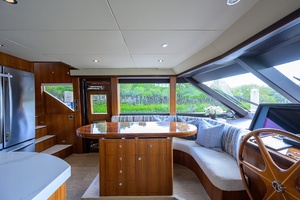 ESCAPE 72ft Ocean Alexander Yacht For Sale