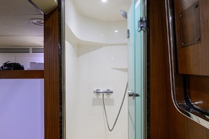 ESCAPE 72ft Ocean Alexander Yacht For Sale