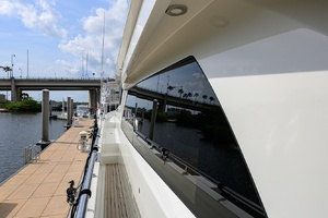 ESCAPE 72ft Ocean Alexander Yacht For Sale