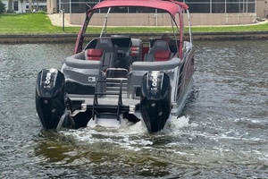 27ft Bennington Yacht For Sale