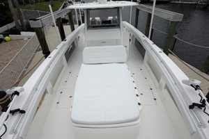 40FT (12.19M) INVINCIBLE
